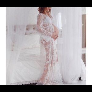 Maternity lace dress